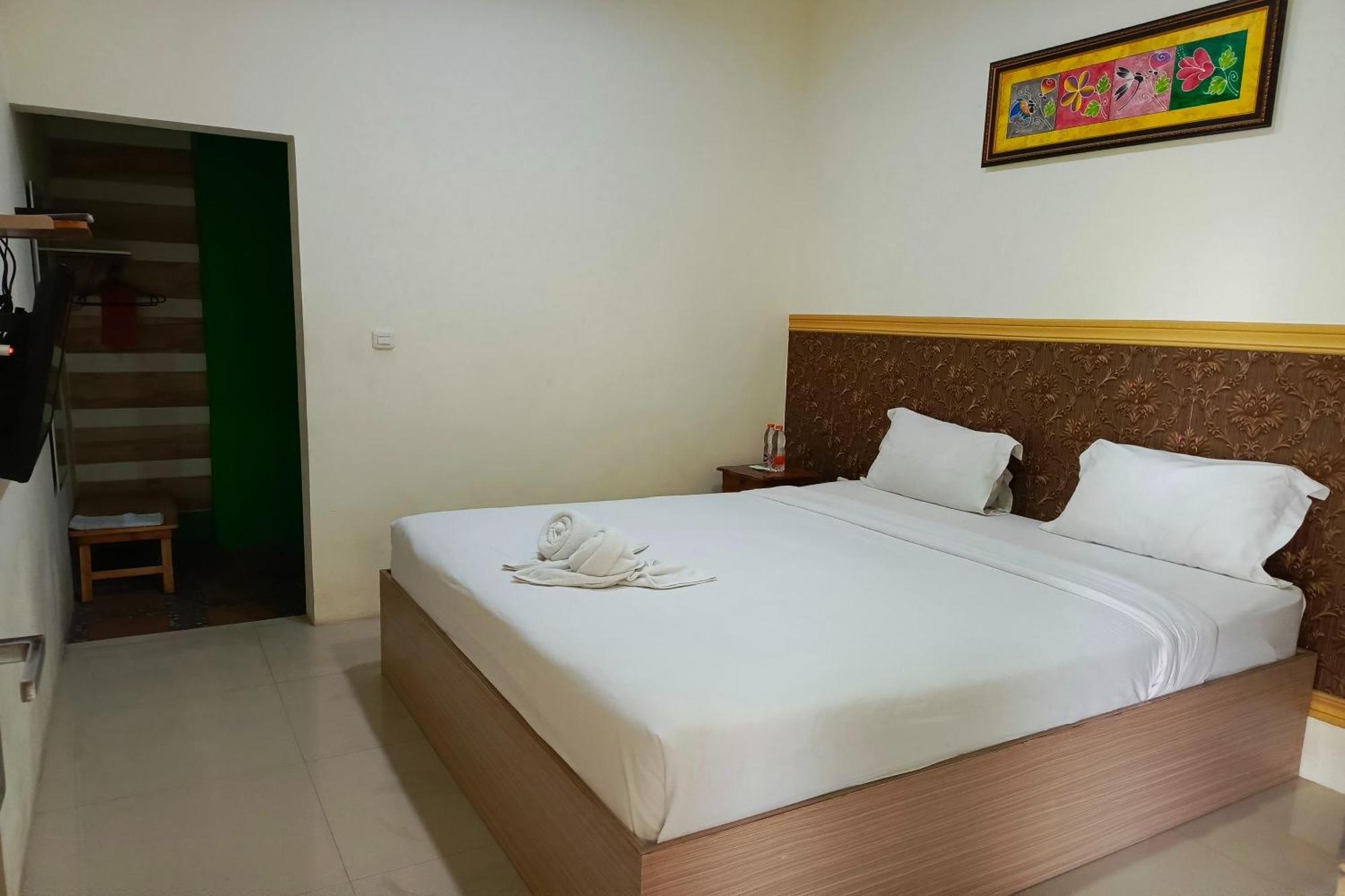 Adisa Homestay Malang Kültér fotó