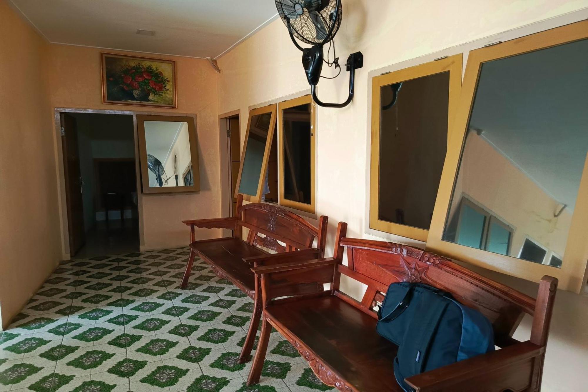 Adisa Homestay Malang Kültér fotó